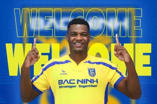 Đội bóng thầy Park làm cố vấn chiêu mộ cựu vua phá lưới V-League