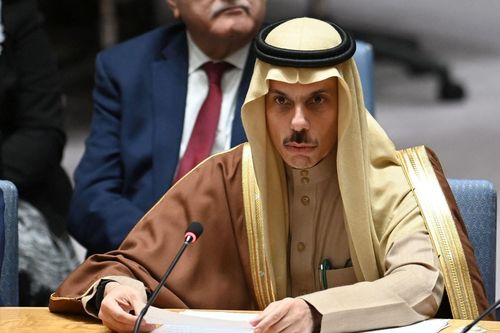 Sau quyết định cứng rắn của Qatar, một nước Vùng Vịnh khác tuyên bố sẽ buộc Iran ngừng tấn công