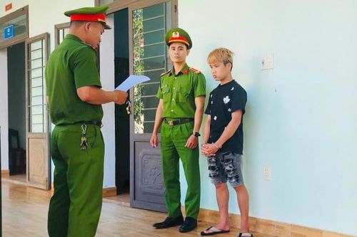 Bắt giam đối tượng cạy cửa đột nhập vào nhà dân trộm 4,5 chỉ vàng và 7,5 triệu đồng