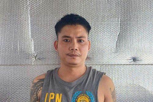 Khởi tố bị can có hành vi tàng trữ trái phép vũ khí quân dụng