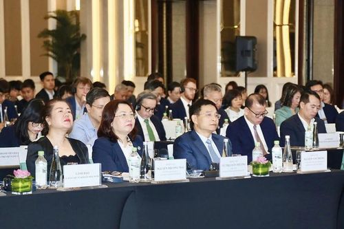 Đổi mới tư duy, cải cách mạnh mẽ để nâng tầm thị trường chứng khoán