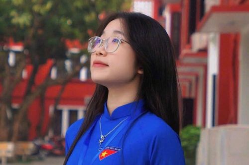 Hành trình của cô gái trẻ trên 'mặt trận' bảo vệ nền tảng tư tưởng của Đảng