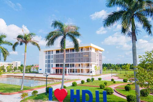 Phê duyệt đề án sáp nhập Trường ĐH Văn hóa, Thể thao và Du lịch Thanh Hóa vào Trường ĐH Hồng Đức