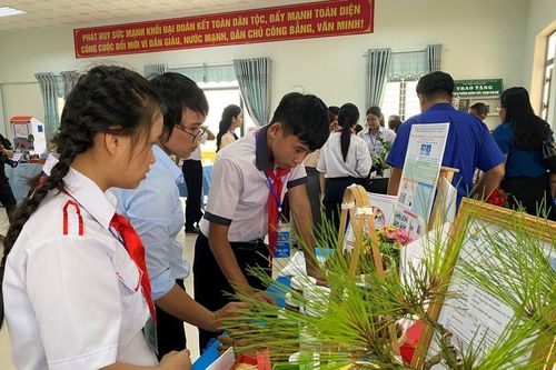 Phường Hương Thủy tổ chức Hội thi STEM và Cuộc thi Sáng tạo thanh thiếu niên, nhi đồng