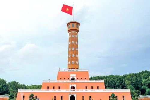 Khơi dậy nguồn lực văn hoá xây dựng Cà Mau phát triển
