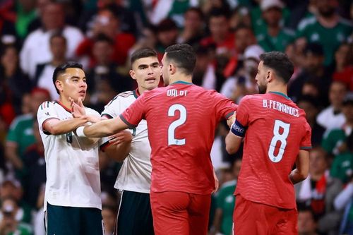 Hàng công Bồ Đào Nha bất lực trong ngày vắng Ronaldo