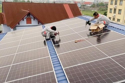 Phát triển xanh từ nguồn điện sạch