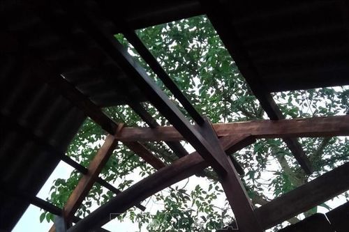 Lạng Sơn: Dông lốc khiến hơn 250 ngôi nhà bị tốc mái