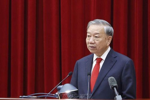 Tổng Bí thư, Chủ tịch nước Tô Lâm chủ trì Hội nghị công bố các Quyết định của Bộ Chính trị về công tác cán bộ