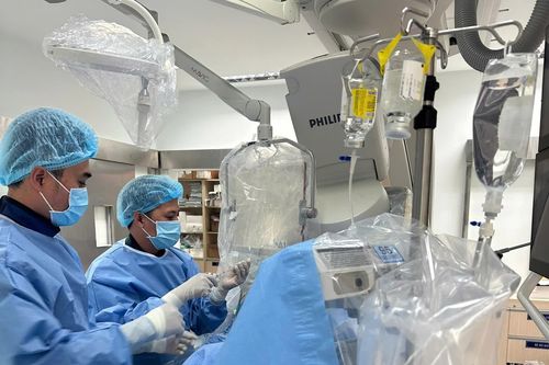 Bệnh viện Đa khoa Ninh Thuận đặt máy tạo nhịp tim vĩnh viễn cho bệnh nhân suy thận mạn