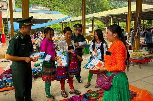 Tăng cường ngăn chặn, đẩy lùi tình trạng xuất, nhập cảnh trái phép