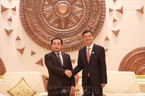 Bí thư Thành ủy Hà Nội Trần Đức Thắng hội kiến Bí thư Khu ủy Khu tự trị dân tộc Choang Quảng Tây Trần Cương