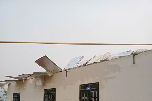 Lốc xoáy tại xã Na Sang gây thiệt hại khoảng 300 triệu đồng