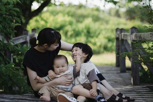 Việt Nam trước 'bẫy' dân số già - Bài cuối: Giải bài toán để tăng mức sinh, bảo đảm phát triển bền vững