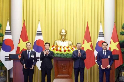 Lễ trao Bản ghi nhớ về hợp tác giữa hai nước Việt Nam-Hàn Quốc