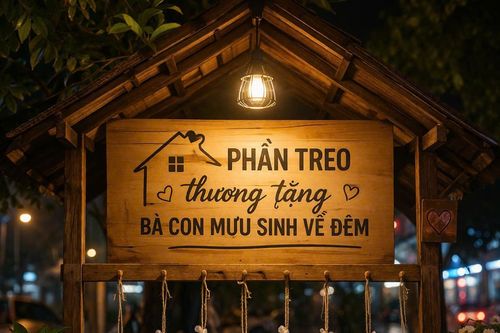 'Cơm treo' nửa đêm giữa phố ấm lòng những phận đời mưu sinh