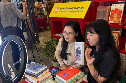 Ngành sách có phiên Megalive đầu tiên, đầu tư dàn thiết bị hiện đại