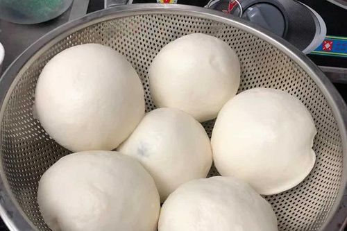 Thông tin mới nhất vụ 46 học sinh nghi ngộ độc sau khi ăn bánh bao miễn phí