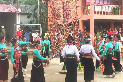 Nét đẹp ngày hội văn hóa chùa Độp