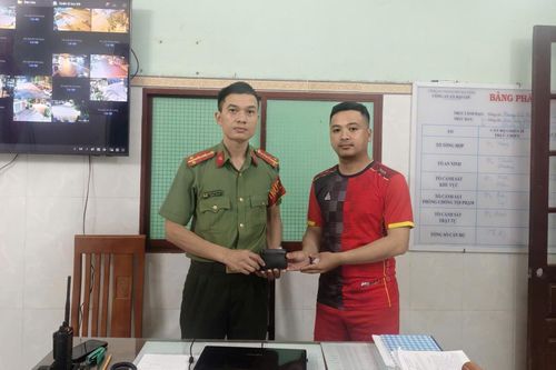 Thanh niên tốt bụng!