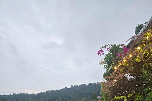 Muốn biết mình có chọn đúng chồng, chọn đúng bố cho con hay không? Cứ đi du lịch dài ngày một chuyến là sẽ rõ!