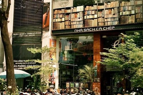 Không phải hết đọc, mà là đọc khác