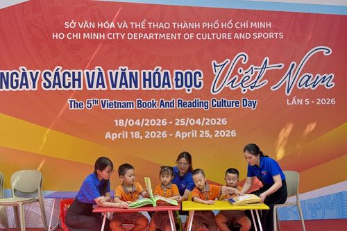 Lan tỏa ký ức lịch sử qua không gian sách dịp 30/4