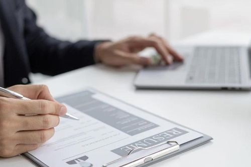 Bí quyết chọn mẫu CV xin việc ghi điểm với nhà tuyển dụng