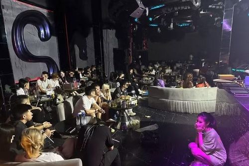 Mua bán khí cười trái phép, chủ quán Lounge Gas Remix thu lợi 'khủng'
