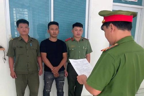 Bắt nhân viên quán karaoke đánh khách phải nhập viện cấp cứu