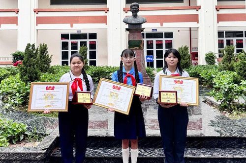An Giang có 5 tập thể, 5 cá nhân đạt giải cuộc thi sưu tập và tìm hiểu tem bưu chính