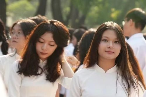 Hà Nội đưa hai trường chuyên lên chuẩn quốc tế