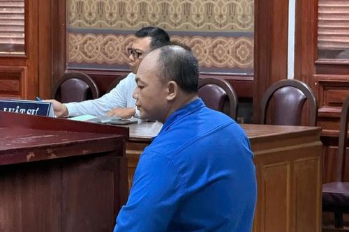 Lời khai 'cạn tàu ráo máng' của vị giám đốc 'dỏm'