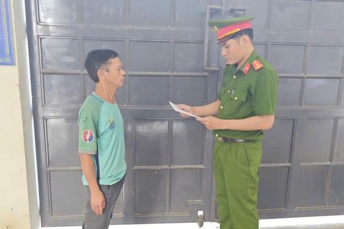 Không chịu từ bỏ ngón nghề 'đạo chích'
