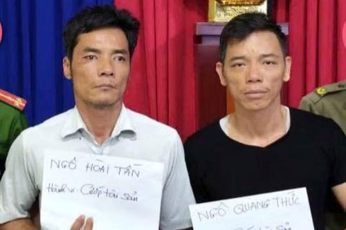 Mang danh 'ủy quyền đòi nợ', xông vào nhà cướp tài sản
