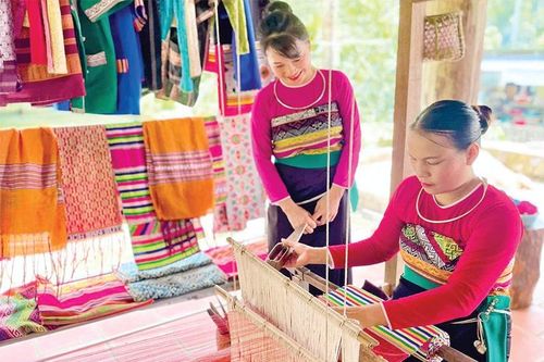 Nam Xuân 'giữ lửa' nghề truyền thống