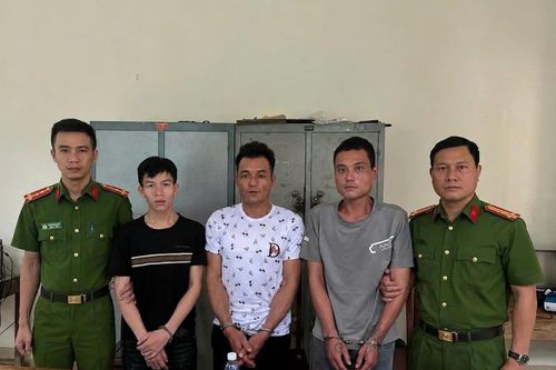 Truy bắt kẻ cướp tài sản, phát hiện 'ổ ma túy' ở Nghệ An