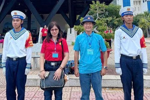 Người họa sĩ bốn lần vượt sóng ký họa chiến sĩ Trường Sa