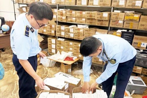 Xử phạt 20 triệu đồng đối với 1 trường hợp bán hàng giả trên mạng xã hội