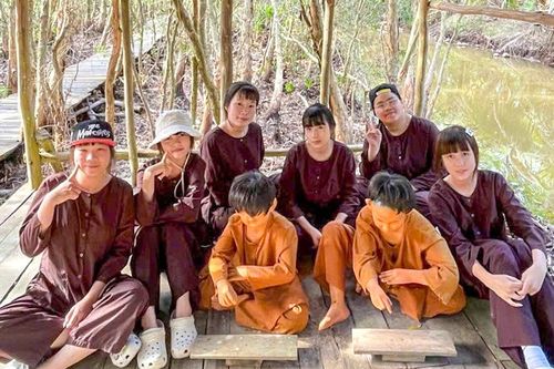 Tìm về lịch sử