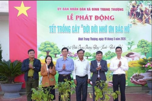 Lâm Đồng: UBND xã Đinh Trang Thượng phát động lễ trồng cây nhân kỷ niệm ngày sinh Chủ tịch Hồ Chí Minh