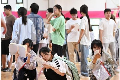 Kỳ thi khốc liệt bậc nhất thế giới: Dùng drone để phát hiện thí sinh gian lận