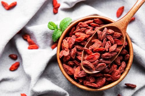 Mùa hè dễ hao tâm huyết, mất ngủ: 5 thực phẩm màu đỏ giúp an thần, hạ hỏa