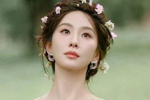 Lưu Thi Thi 'mê hoặc' cộng đồng mạng