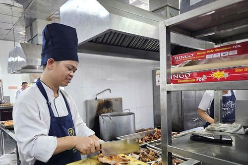 Nghi ngộ độc thực phẩm đối với du khách, Gia Lai lập đoàn kiểm tra Khách sạn Hải Âu