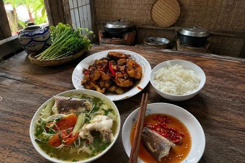 Mâm cơm giữ lửa nhà