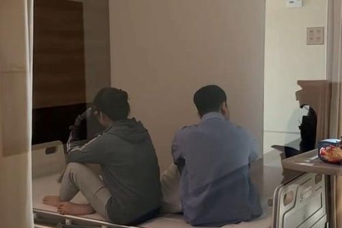 Mắc ung thư ở tuổi 32, người chồng muốn dừng điều trị, người vợ quyết giữ hy vọng