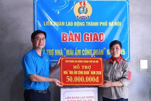 Ấm áp nghĩa tình Công đoàn trong ngôi nhà mới của nữ công nhân khó khăn