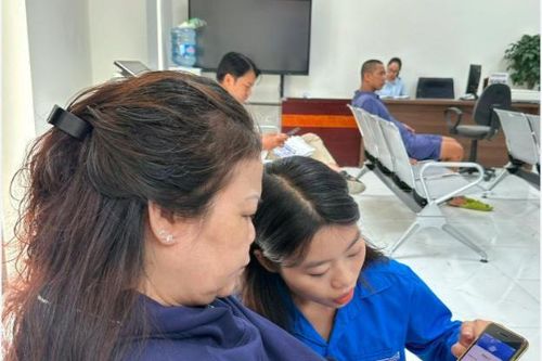 Bình dân học vụ số: Đẩy mạnh giáo dục kỹ năng số ở cơ sở