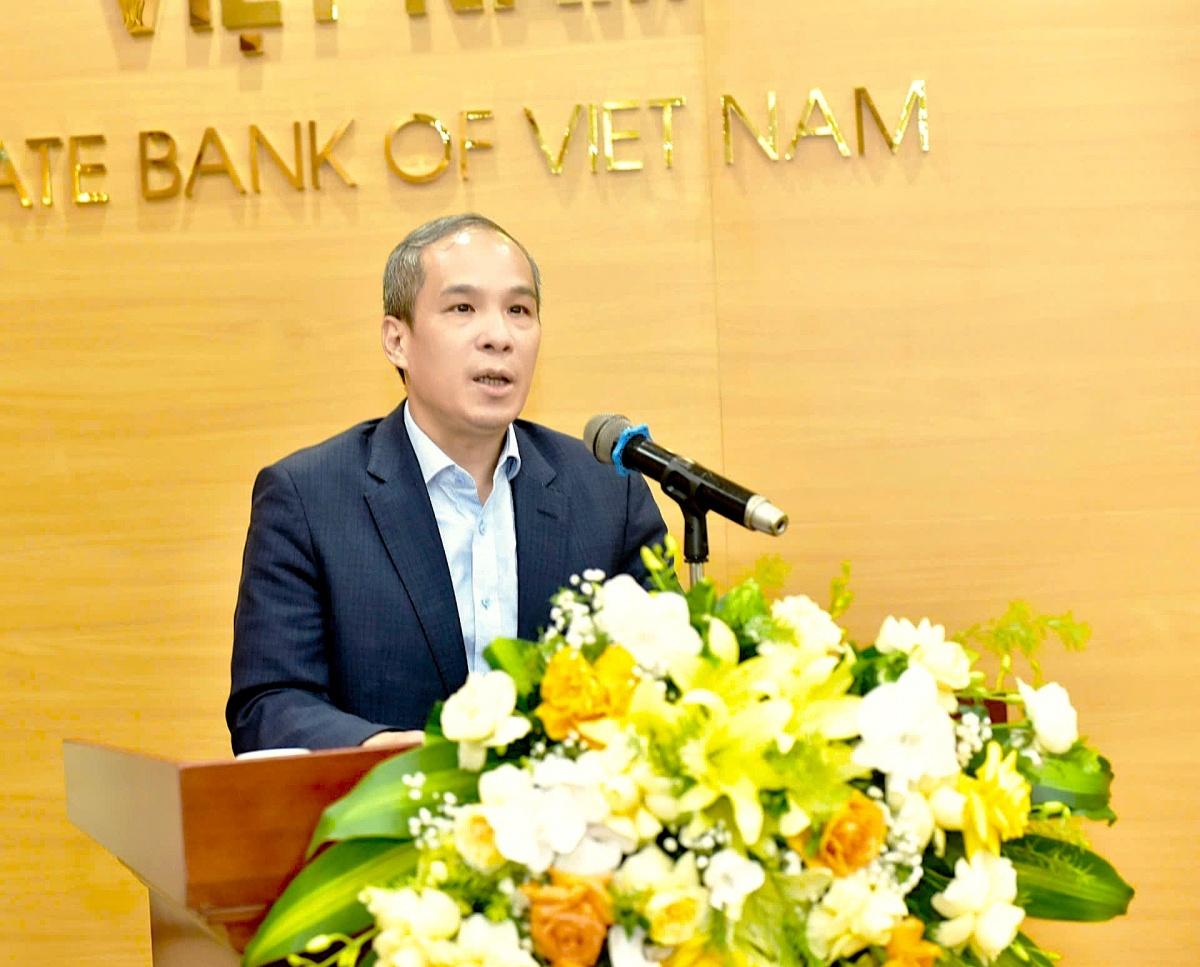 Hoàn thiện khuôn khổ pháp lý hoạt động ngân hàng và quản trị rủi ro theo chuẩn quốc tế